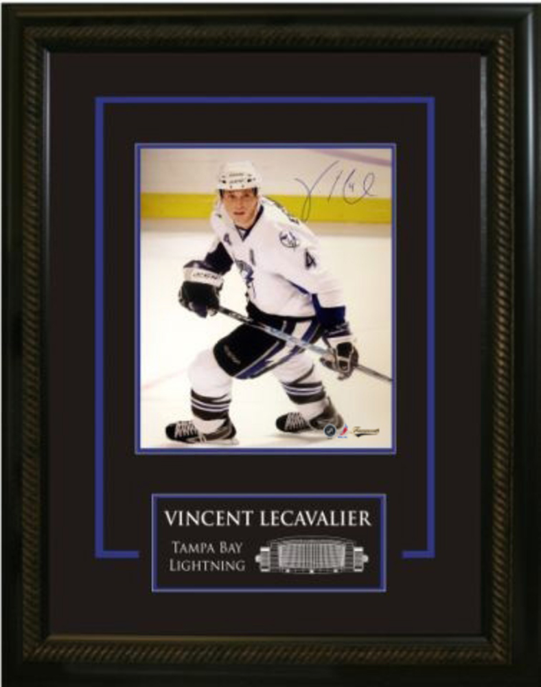 Vincent Lecavalier - Signed & Framed 16x20 Etched Mat - Lightning White Action