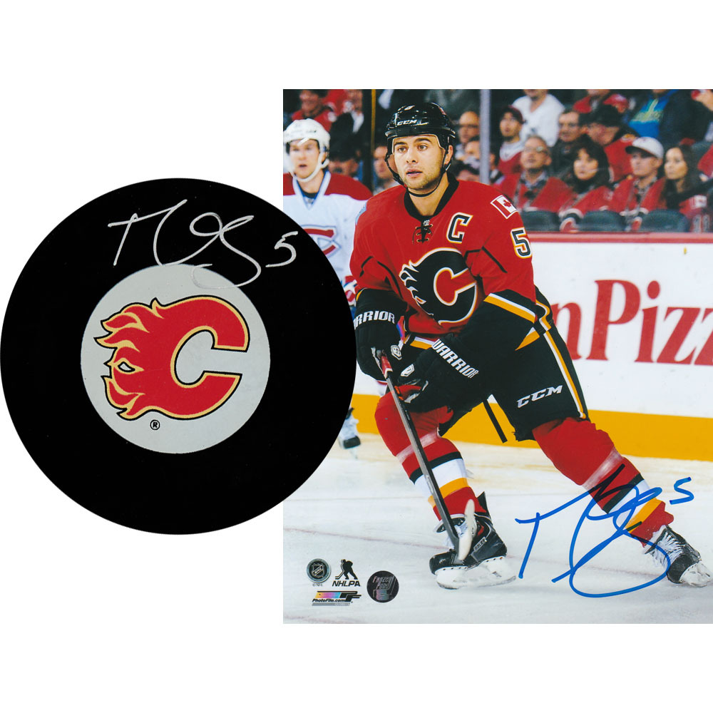 Mark Giordano Autographed Calgary Flames Combo Lot - 8X10 Photo & Puck