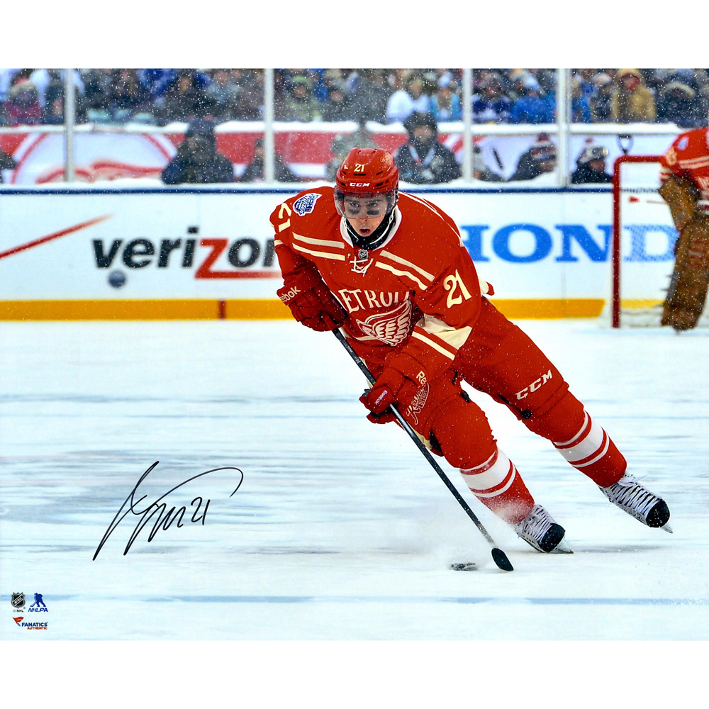 Tomas Tatar Detroit Red Wings Autographed 16