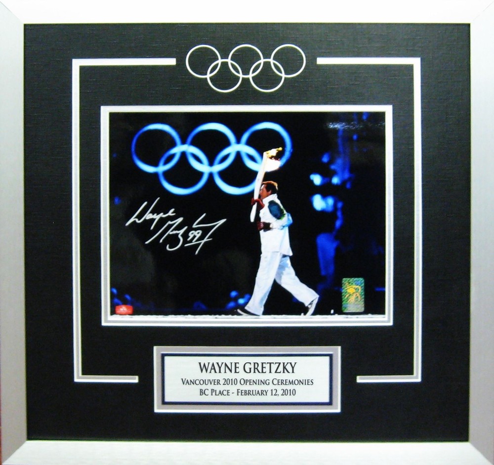 Wayne Gretzky Signed 8x10