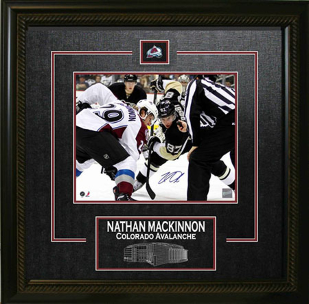 Nathan Mackinnon - Signed & Framed 8x10 Etched Mat - Coloardo Avalanche vs Crosby