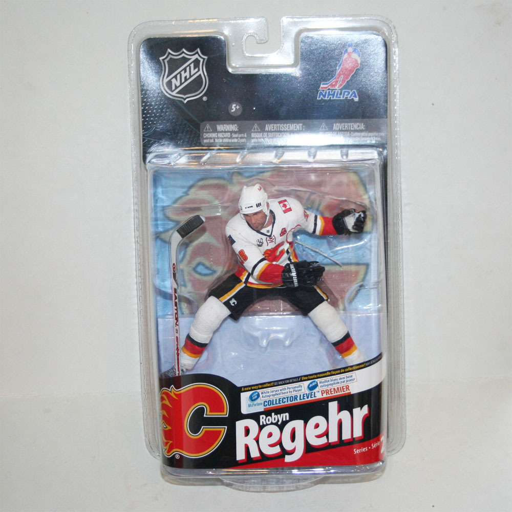 Robyn Regehr Calgary Flames Rare Chase McFarlane Figurine