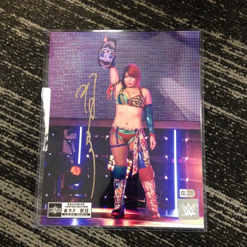Asuka SIGNED 8 x 10 Limited Edition WrestleMania 33 Photo (#33 of 33)