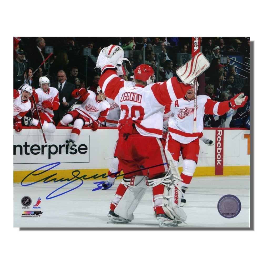 Chris Osgood Autographed Detroit Red Wings 8x10 Photo