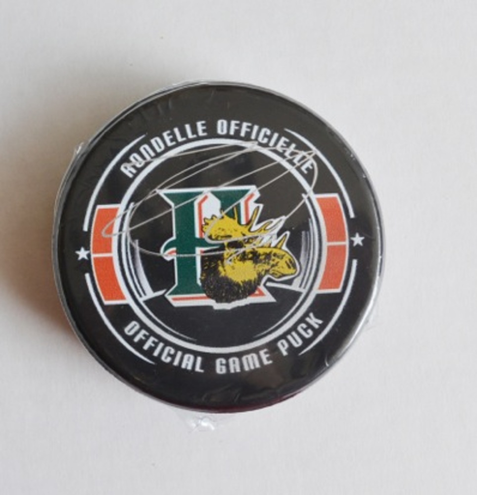 Signed Nathan MacKinnon Halifax Mooseheads Puck
