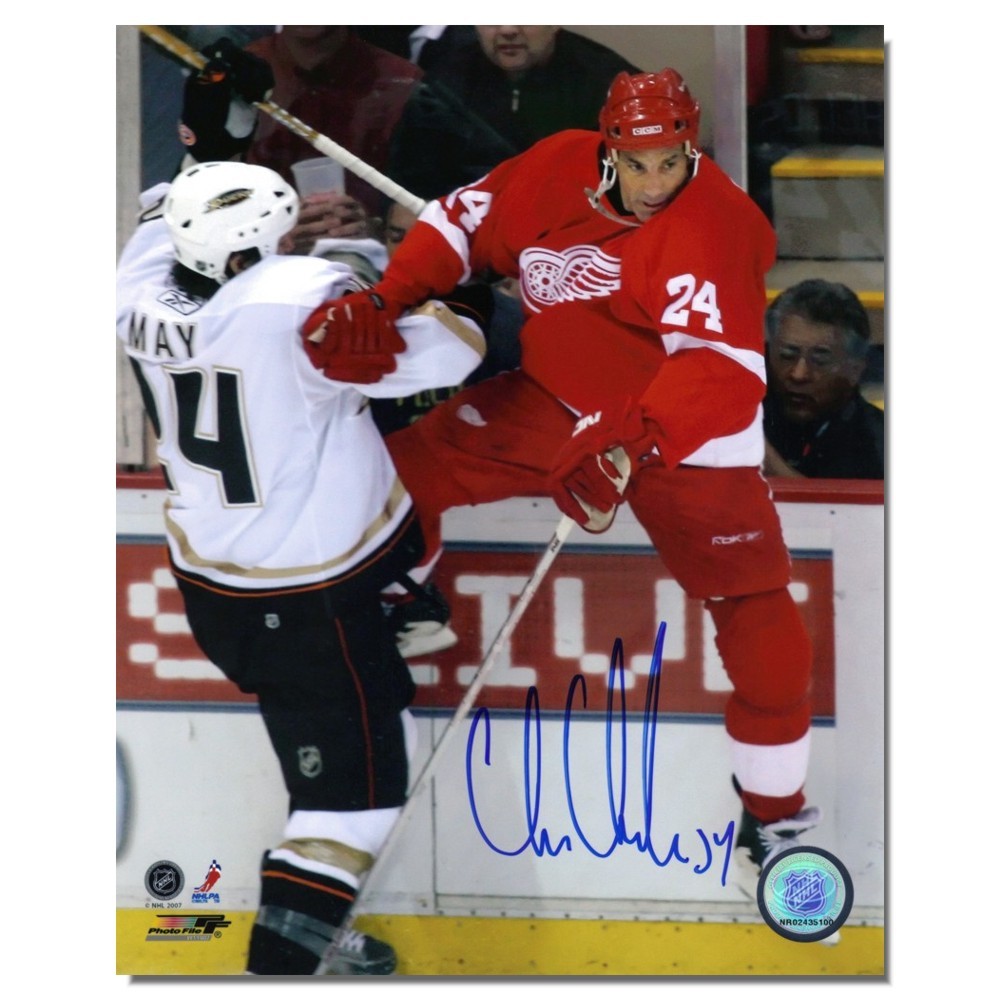 Chris Chelios Autographed Detroit Red Wings 8x10 Photo