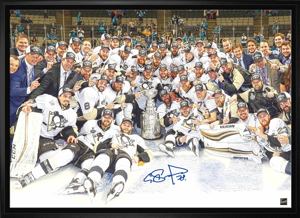 Evgeni Malkin - Signed and Framed 20x29 Penguins 2016 Stanley Cup Team Canvas