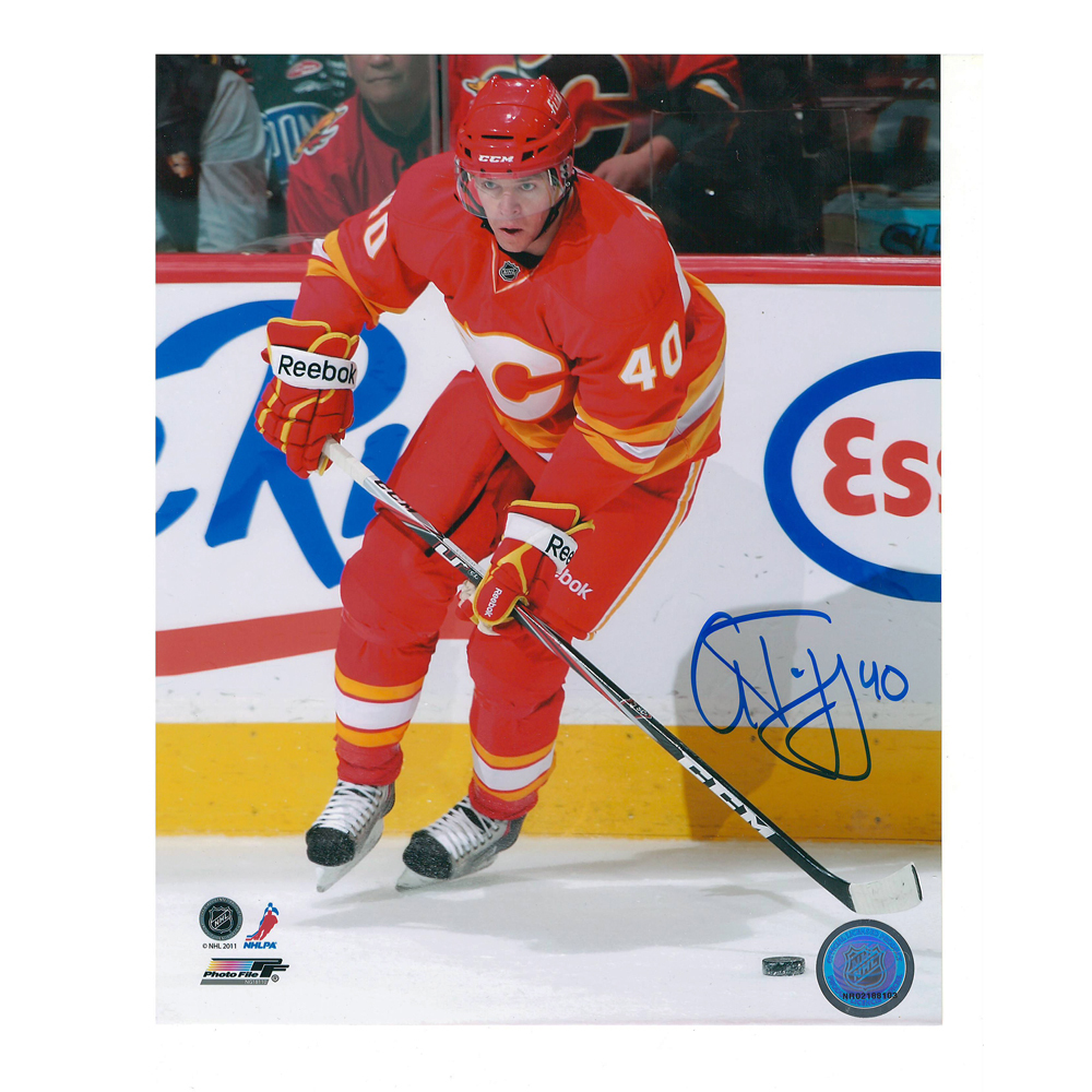 ALEX TANGUAY Signed Calgary Flames 8 X 10 Photo - 70478