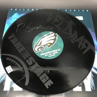 Red Cross - Eagles DeVonta Smith Signed Vinyl