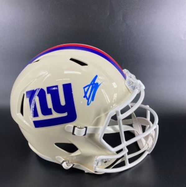 NFL - Giants Arvell Reese Signed Replica Retro Helmet