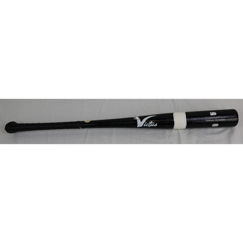 Photo of Yordan Alvarez Game-Used Broken Bat