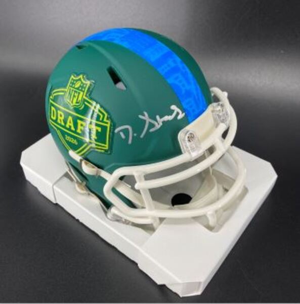 NFL - 49ers De'Zhaun Stribling Signed '26 Draft Speed Mini Helmet
