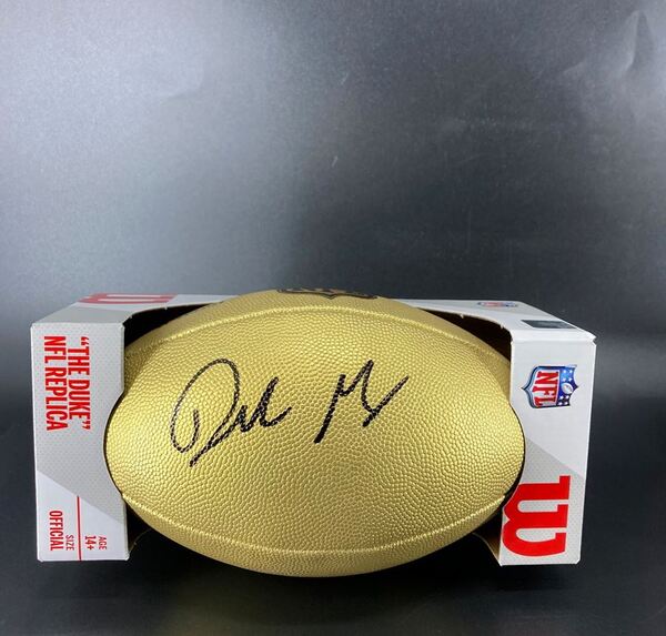 NFL - Patriots Drake Maye Signed Gold Composite Football
