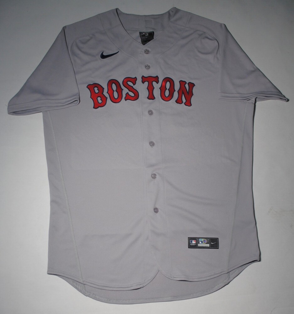 2026 Roberto Clemente Day Auction - Autographed Jersey: 2026