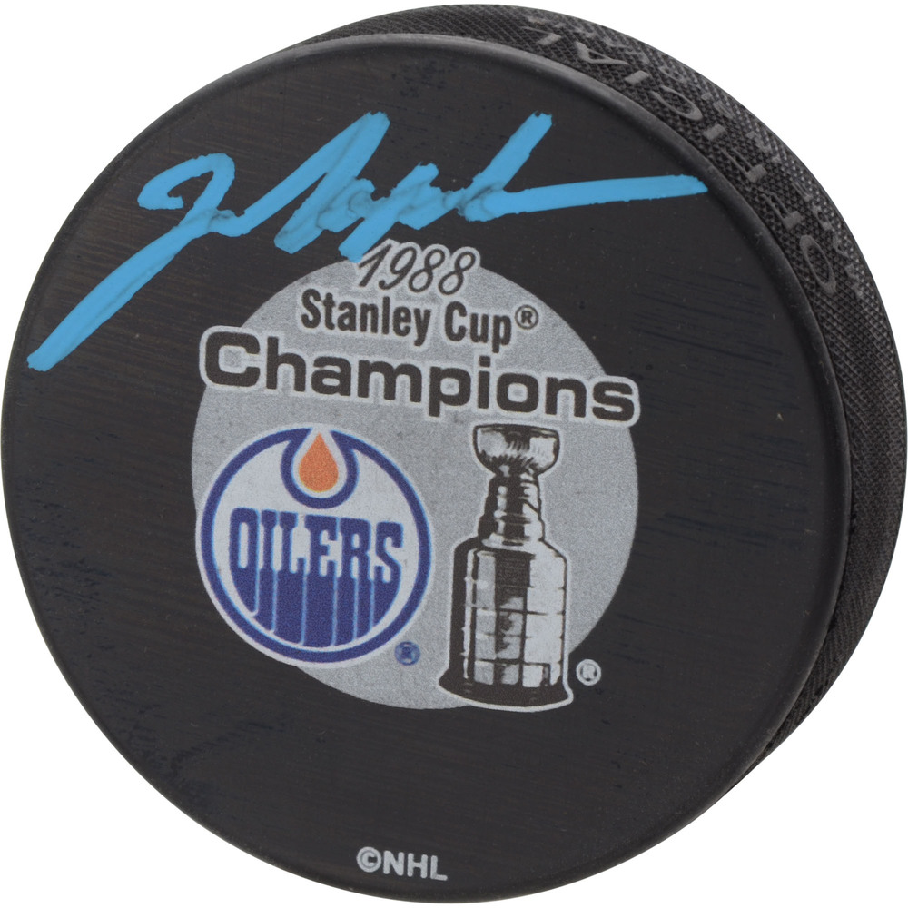 Mark Messier Edmonton Oilers Autographed 1988 Stanley Cup Champions Logo Hockey Puck