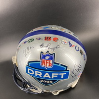 NFL - Multi Sign Authentic 2005 Draft Helmet Signed By Braylon Edwards, ...