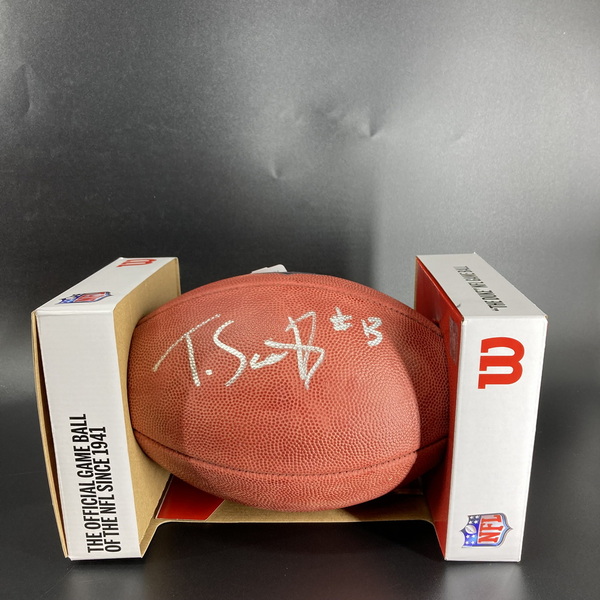 NFL - Bears Tyler Scott signed Authentic football