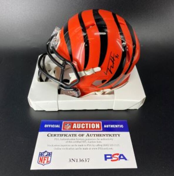 NFL - Bengals Trey Hendrickson Signed Mini Helmet