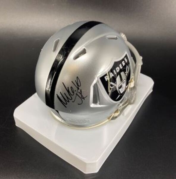 NFL - Raiders Mike Washington Jr. Signed Speeed Mini Helmet