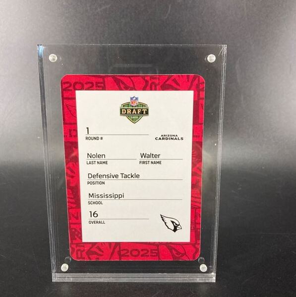 NFL - Cardinals Walter Nolen Special Edition 2025 Draft Card 1 of 2