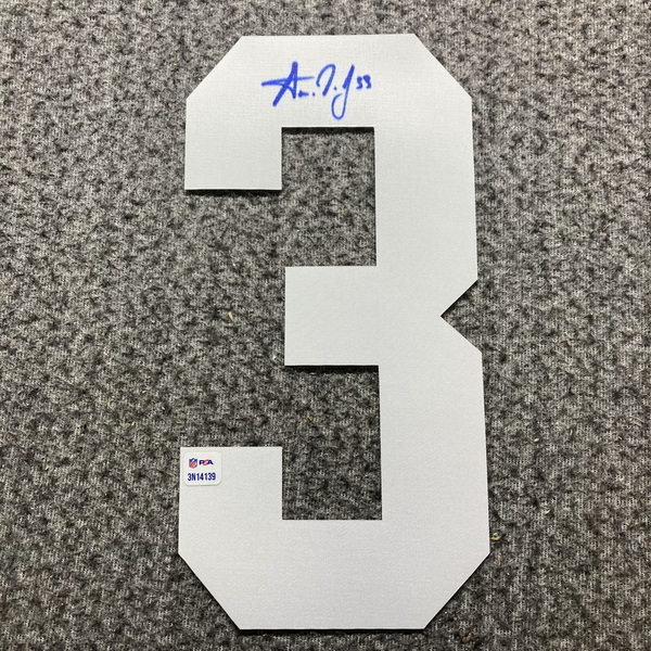 NFL - Packers Aaron Jones Signed Jersey Number