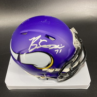 NFL - Vikings Brian O'Neal Signed Mini Helmet