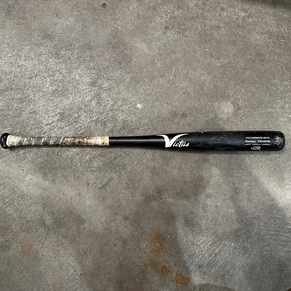 Showcase Sticks❣️イチロールーキー❣️GAME-USED BAT❣️ Lot Detail - Ichiro Suzuki c. 2003-06 Seattle Mariners Game Used