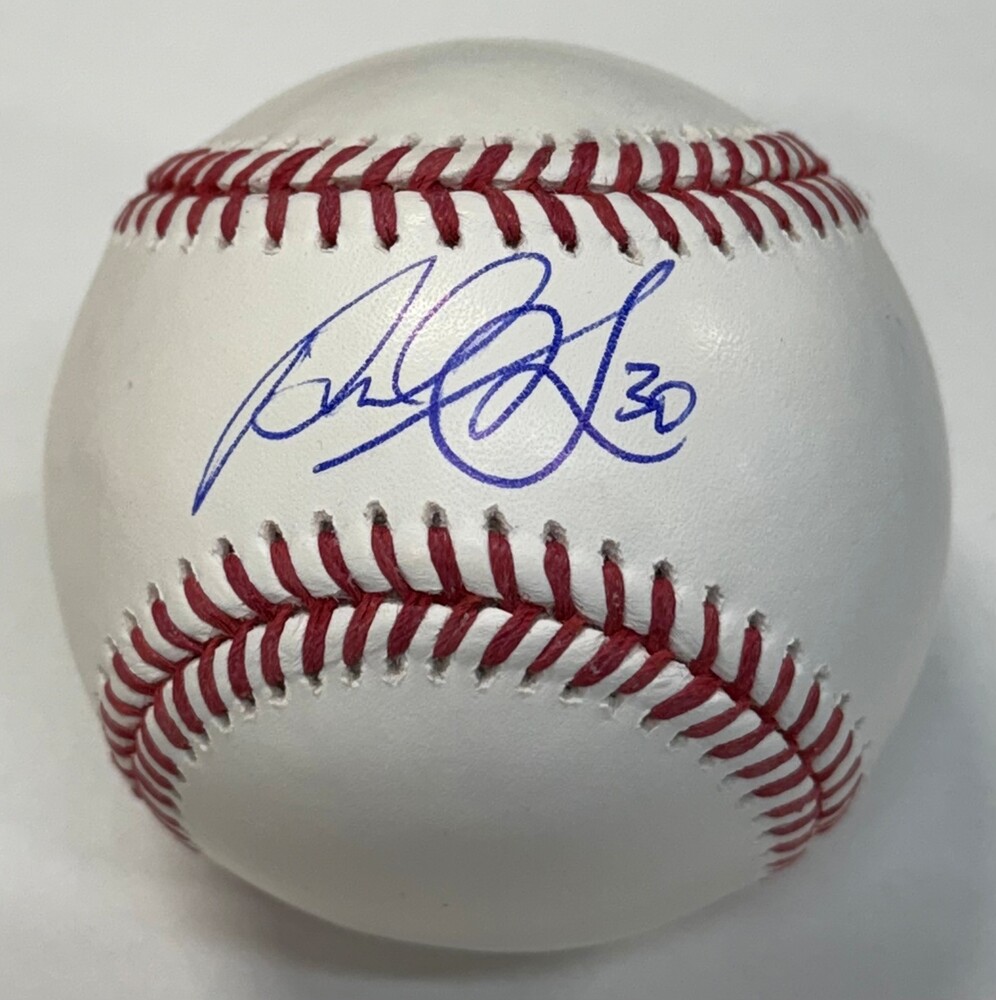 Paul Skenes Autographed Baseball | MLB Auctions