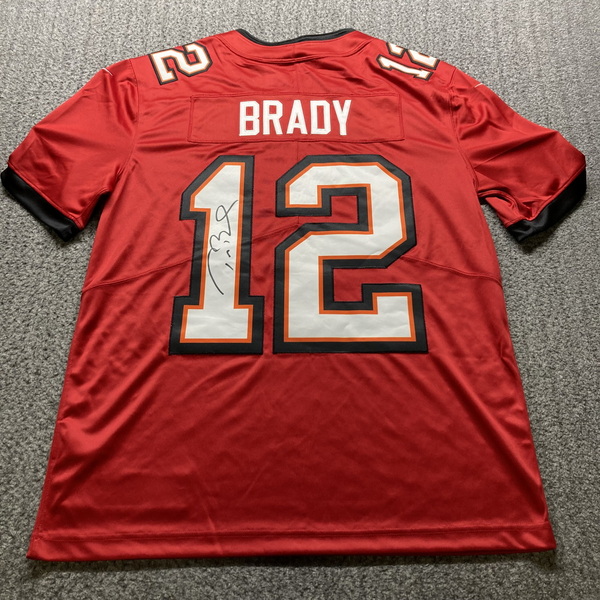 NFL - Buccaneers Tom Brady Signed Replica Jersey Size M