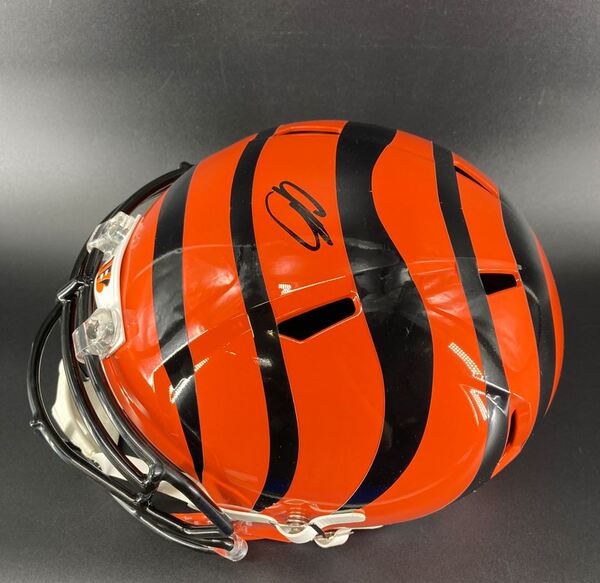 NFL - Bengals Jermaine Burton Signed Replica Helmet