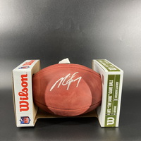 NFL - Eagles Michael Vick Signed Authentic Football