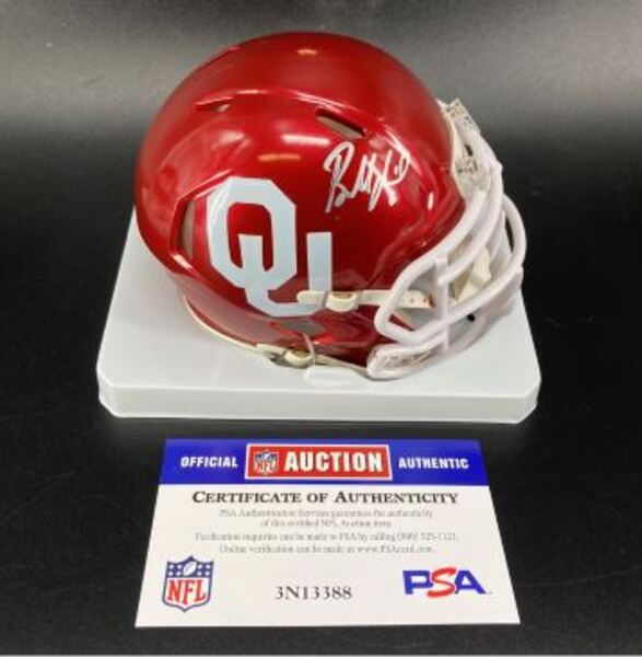 NFL - Oklahoma Baker Mayfield Signed Mini Helmet