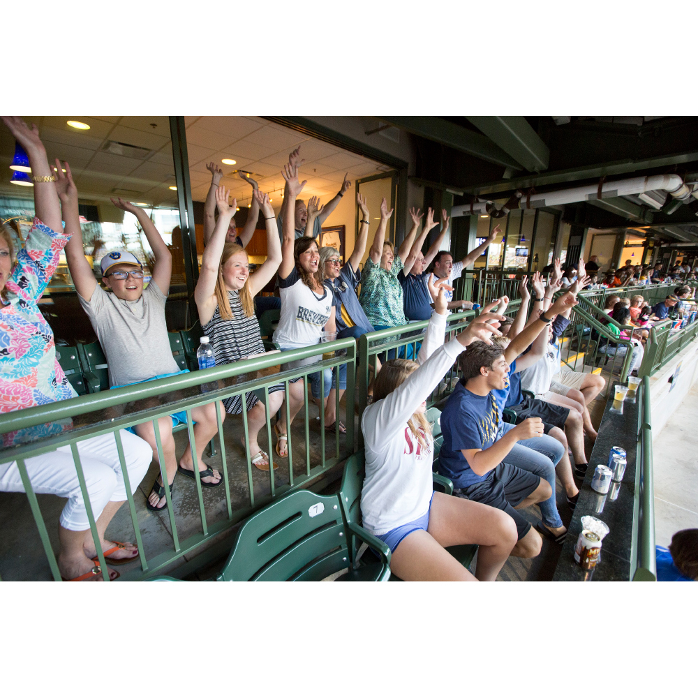 Miller Park Suite Milwaukee Brewers Auctions