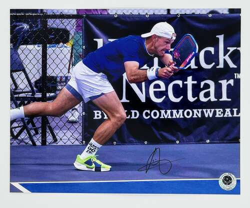 Photo of Alex Crum Autographed 8 x 10 Photo