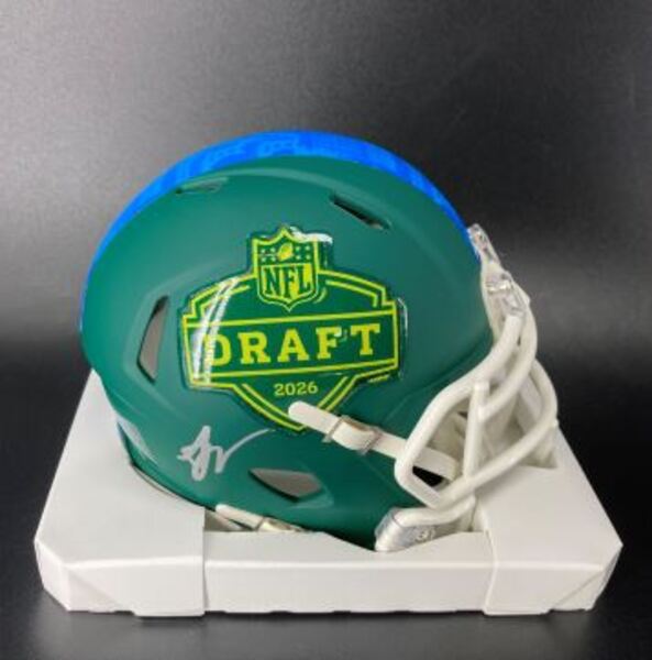 NFL - Giants Arvell Reese Signed NFL Draft Mini Helmet