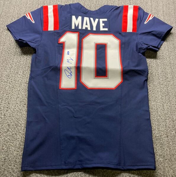 NFL - Patriots Drake Maye Signed Authentic Jersey Size 42