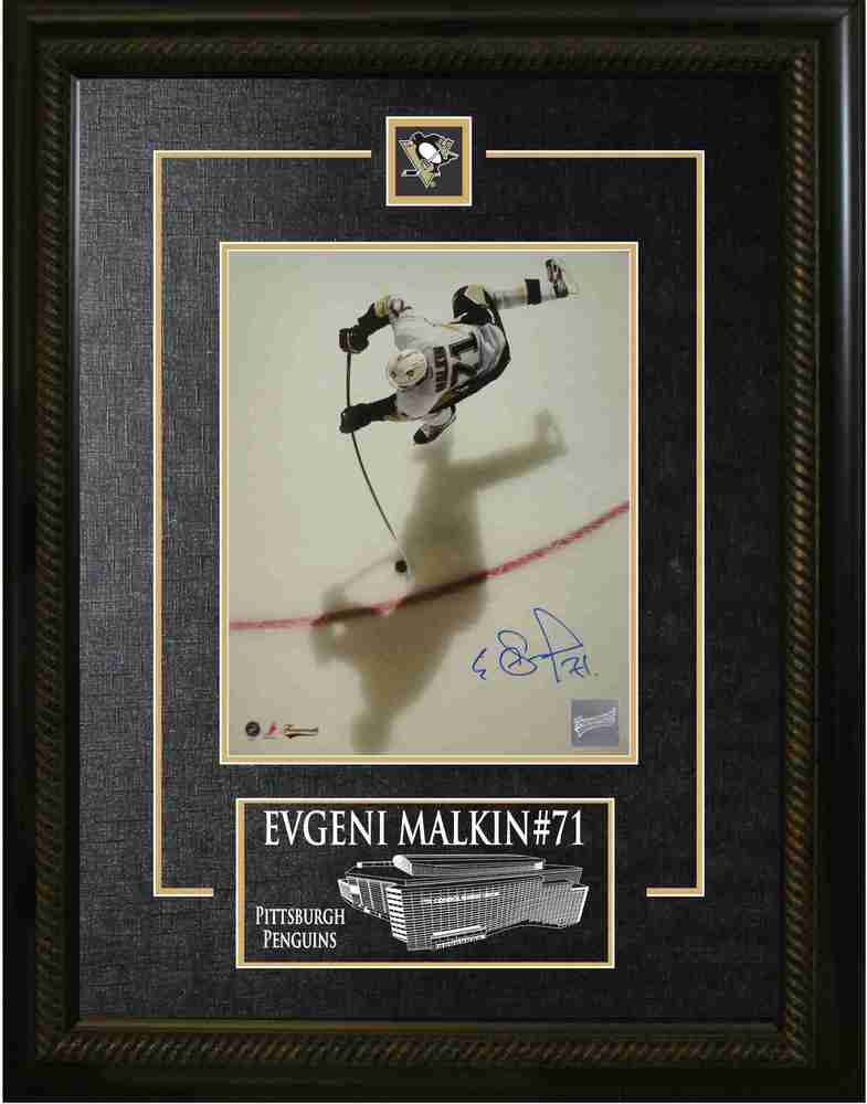 Evgeni Malkin - Signed & Framed 8x10 Etched Mat - Pittsburgh Penguins Overhead Shadow