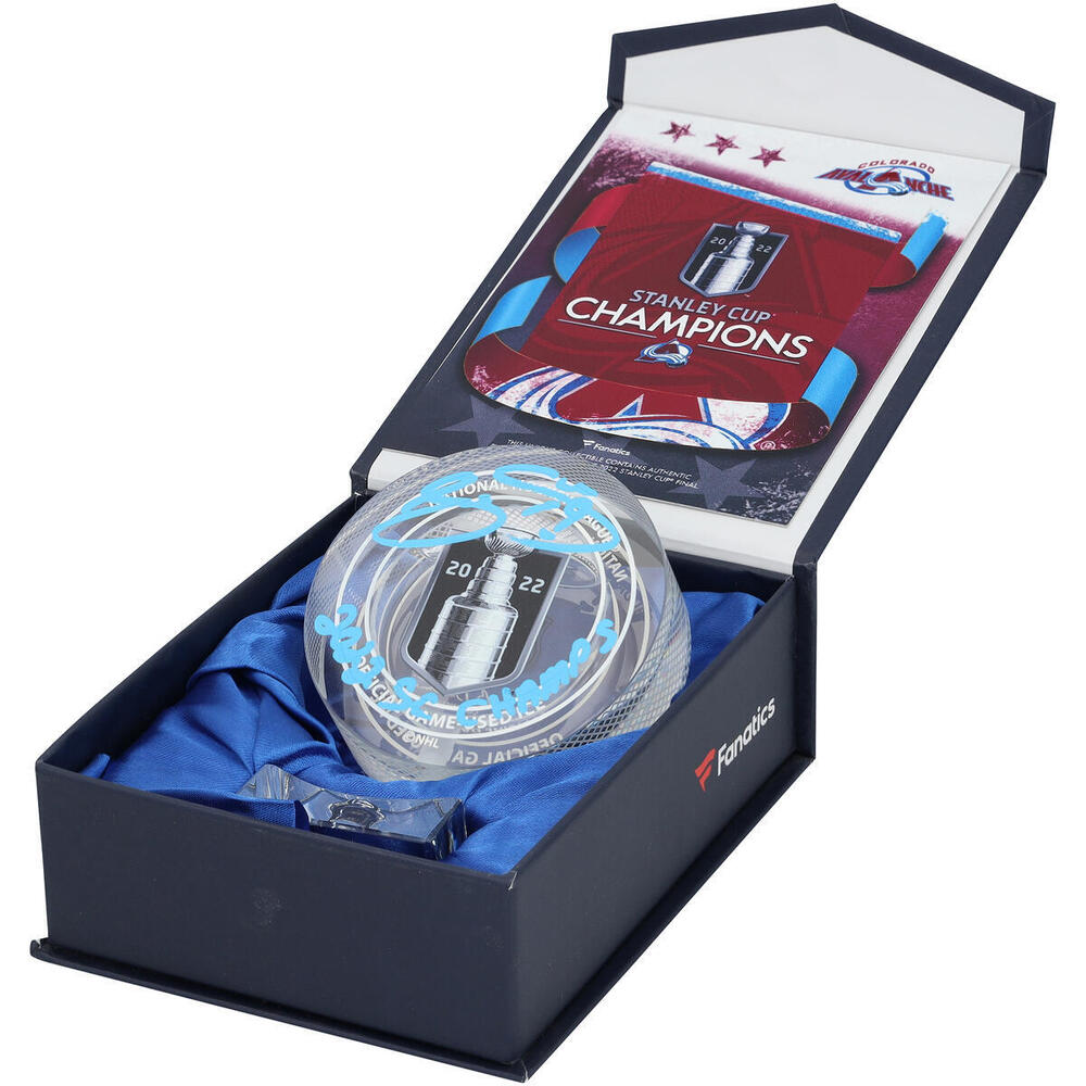 Joe Sakic Colorado Avalanche Autographed 2022 Stanley Cup Champions Crystal Puck with 