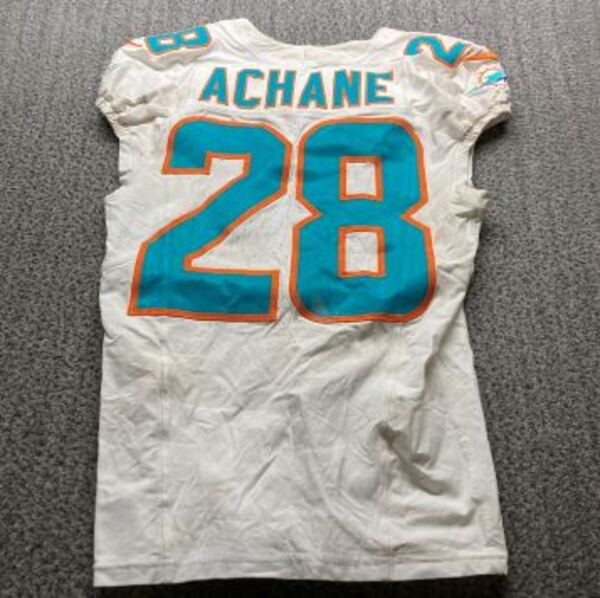 Crucial Catch - Dolphins Devon Achane Game Worn Jersey (9/07/2025) Size ...