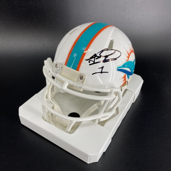 NFL - Dolphins Tua Tagovailoa Signed Mini Helmet