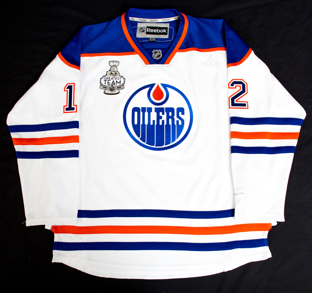Dave Hunter #12 - Autographed 1984-85 Edmonton Oilers NHL Centennial ...