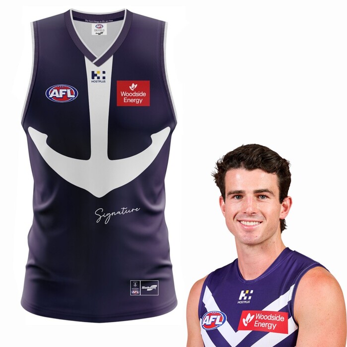 Photo of Andrew Brayshaw #8 Fremantle 2025 Retro Purple Haze Guernsey