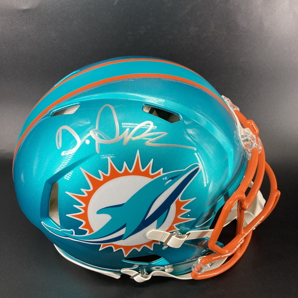 NFL - Dolphins Devon Achane signed authentic flash helmet