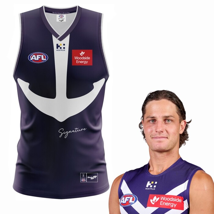 Photo of Neil Erasmus #28 Fremantle 2025 Retro Purple Haze Match-Worn Guernsey