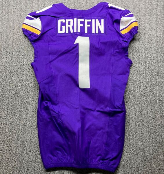 Crucial Catch - Vikings Shaquille Griffin Game Worn Jersey (10/20/2024) ...