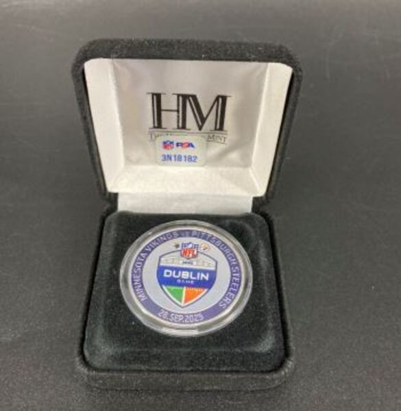 NFL - Dublin Game Used Flip Coin - Steelers vs Vikings 9.28.25 - First N...