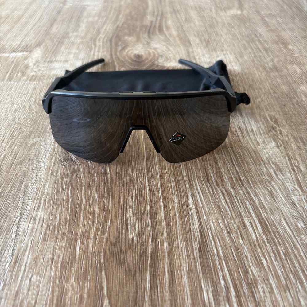 SPORTS OFFICIALS CARE: Oakley Sutro Lite Black Matte  display picture 2