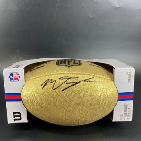 NFL - Jets Mason Taylor Signed Gold Composite Football