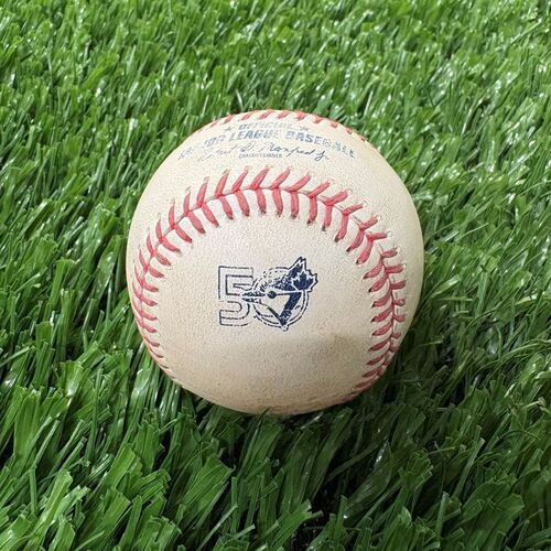 Game-Used or Autographed Baseball Cards | MLB Auctions