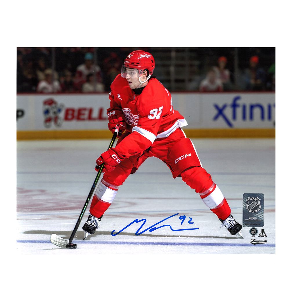 MARCO KASPER Signed Detroit Red Wings 8 X 10 Photo - 70486